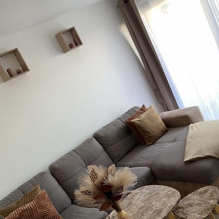 Jolie Studio En Plein Centre De Cannes La Bocca Kültér fotó