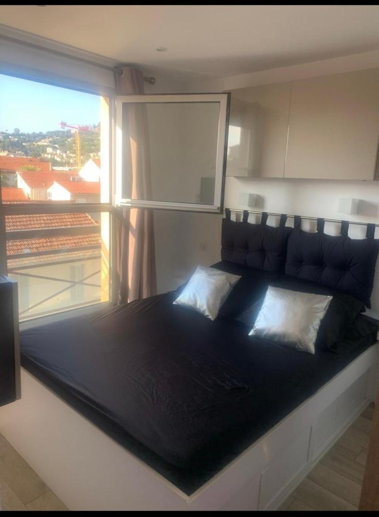 Jolie Studio En Plein Centre De Cannes La Bocca Kültér fotó